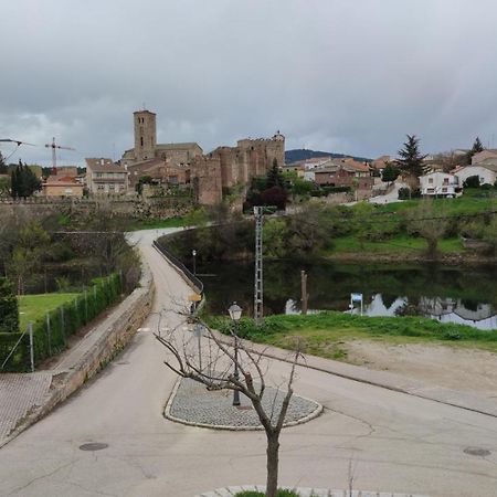 Puente Viejo De Buitrago Casa Enebro Apartment Buitrago del Lozoya Luaran gambar